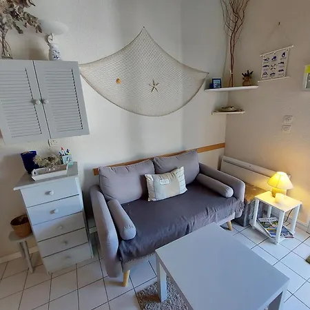 Charmante Maisonnette Avec Piscine A Proximite Du Et Des Plages De - Fr-1-550-80 Apartment Saint-Palais-sur-Mer